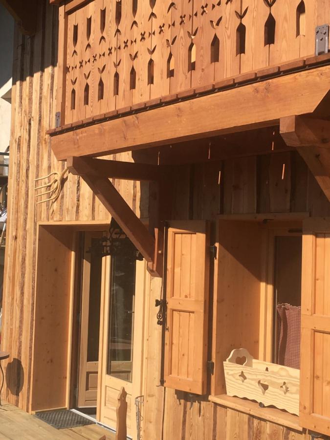 La Gravinette Bed & Breakfast Cruet Екстериор снимка