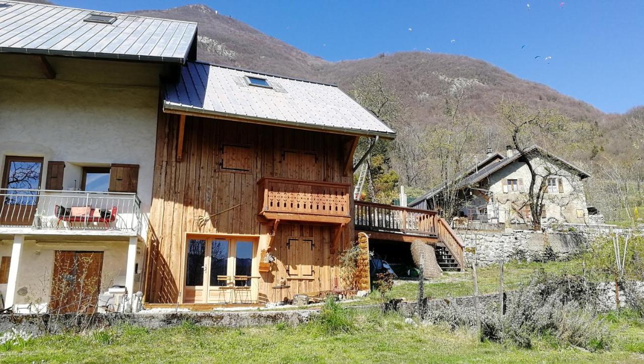 La Gravinette Bed & Breakfast Cruet Екстериор снимка